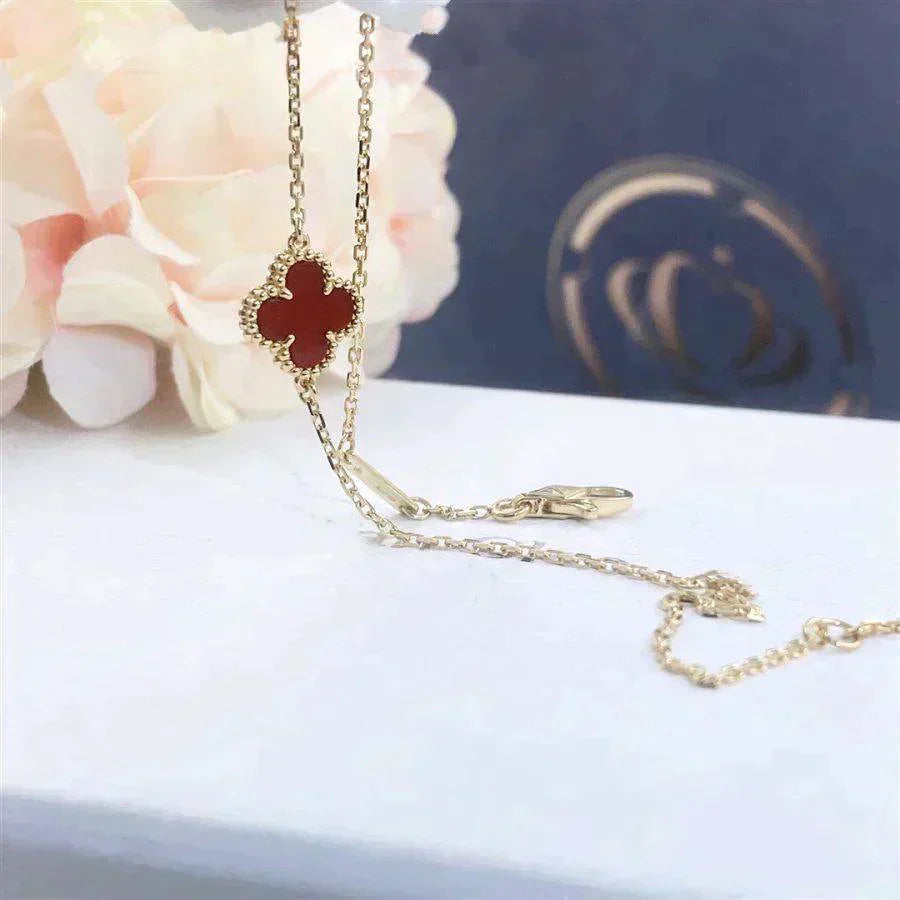 [Corallya™]CLOVER CARNELIAN SINGLE FLOWER BRACELET